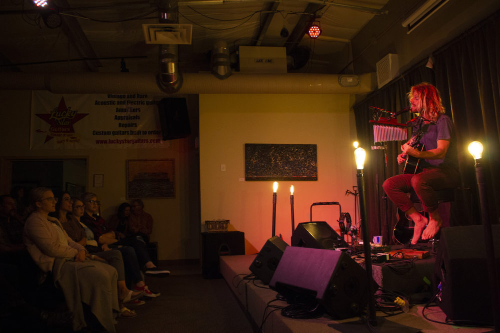 An Australian musician pays a visit to an eager Lethbridge audience