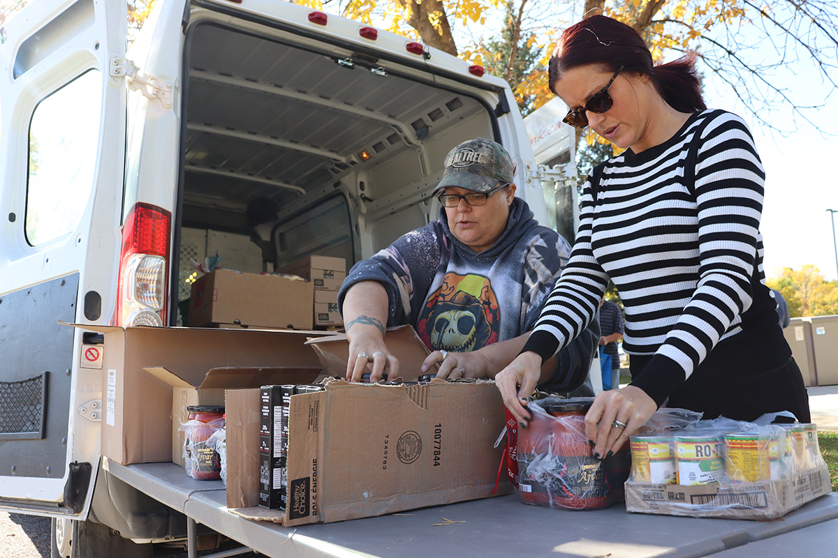 Mobile food bank serves those in their neighbourhood